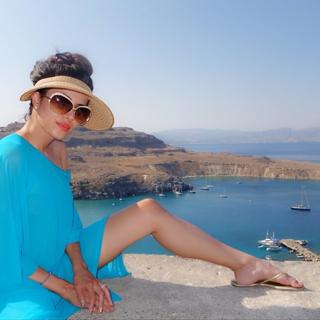 Leyla Milani feet photo thumbnail