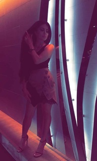 Leyla Milani feet photo thumbnail