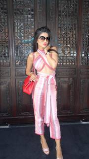 Leyla Milani feet photo thumbnail