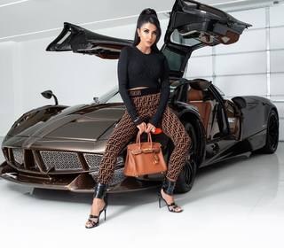 Leyla Milani feet photo thumbnail