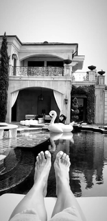 Leyla Milani feet photo thumbnail