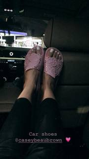Leyla Milani feet photo thumbnail