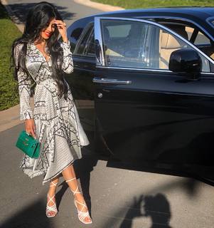 Leyla Milani feet photo thumbnail