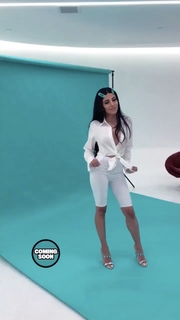 Leyla Milani feet photo thumbnail