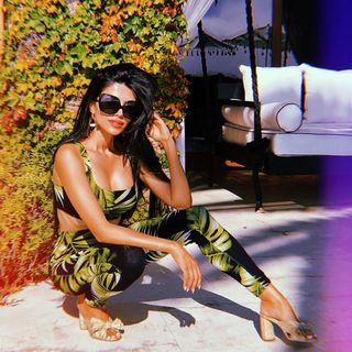Leyla Milani feet photo thumbnail