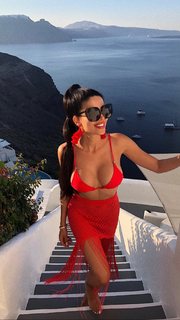 Leyla Milani feet photo thumbnail