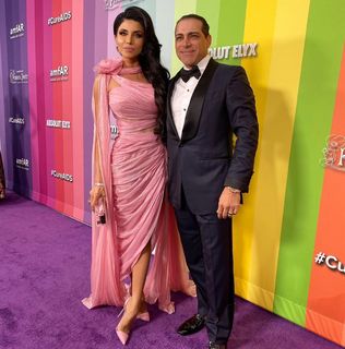 Leyla Milani feet photo thumbnail