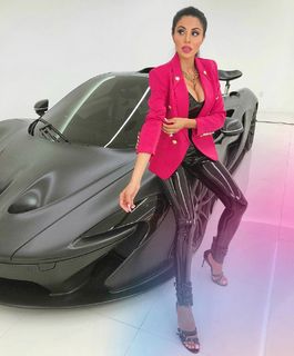 Leyla Milani feet photo thumbnail