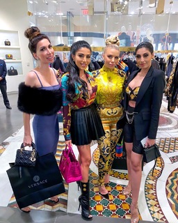 Leyla Milani feet photo thumbnail