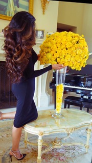 Leyla Milani feet photo thumbnail