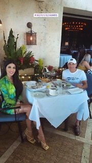 Leyla Milani feet photo thumbnail