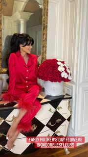 Leyla Milani feet photo thumbnail