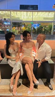 Leyla Milani feet photo thumbnail