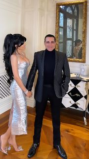 Leyla Milani feet photo thumbnail