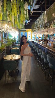 Leyla Milani feet photo thumbnail