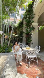 Leyla Milani feet photo thumbnail