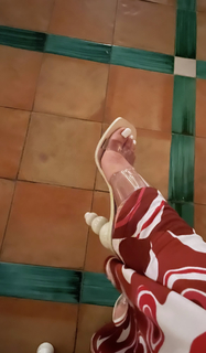 Leyla Milani feet photo thumbnail