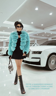 Leyla Milani feet photo thumbnail