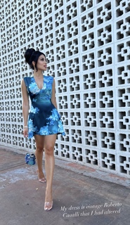 Leyla Milani feet photo thumbnail