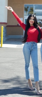 Leyla Milani feet photo thumbnail