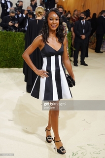 Leylah Fernandez feet photo 6
