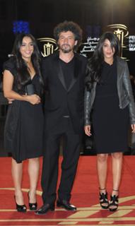 Leïla Bekhti feet photo thumbnail