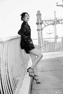 Li Zeng feet photo 8