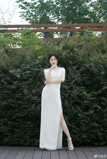 Li Zeng feet photo 19