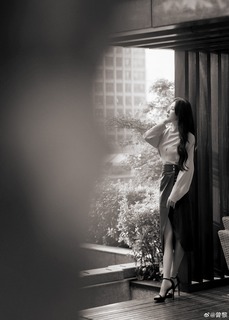 Li Zeng feet photo 4
