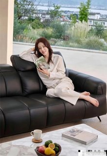 Li Zeng feet photo 2