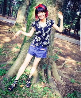 LiSA feet photo thumbnail