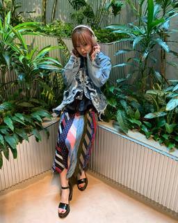 LiSA feet photo thumbnail