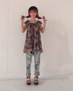 LiSA feet photo thumbnail