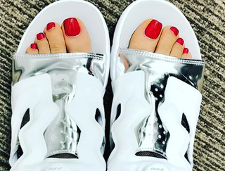 LiSA feet photo thumbnail