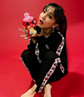 LiSA feet photo thumbnail