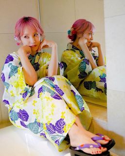 LiSA feet photo thumbnail