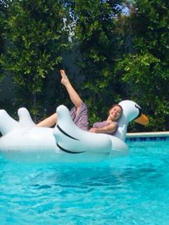 Lia Marie Johnson feet photo thumbnail