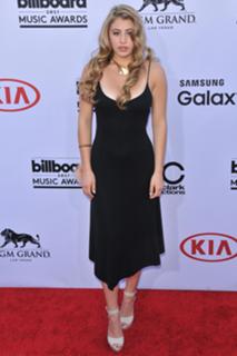 Lia Marie Johnson feet photo thumbnail