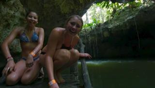 Lia Marie Johnson feet photo thumbnail
