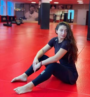 Liana Jojua feet photo 15