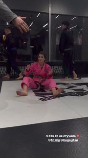 Liana Jojua feet photo 8