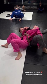 Liana Jojua feet photo 1