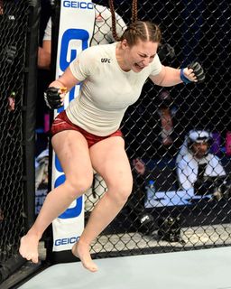 Liana Jojua feet photo 16