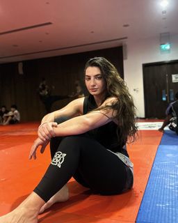 Liana Jojua feet photo 16