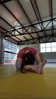 Liana Jojua feet photo 6