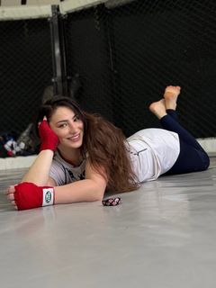 Liana Jojua feet photo 2