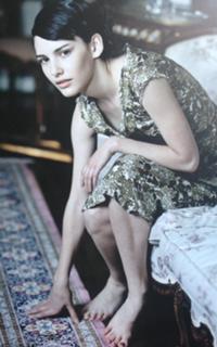 Liane Balaban feet photo 2