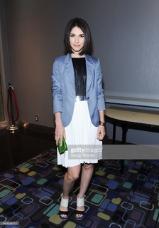 Liane Balaban feet photo 8
