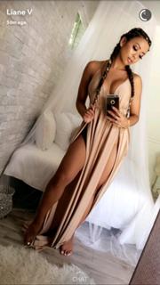 Liane Valenzuela feet photo thumbnail