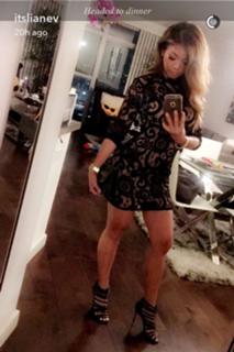 Liane Valenzuela feet photo thumbnail